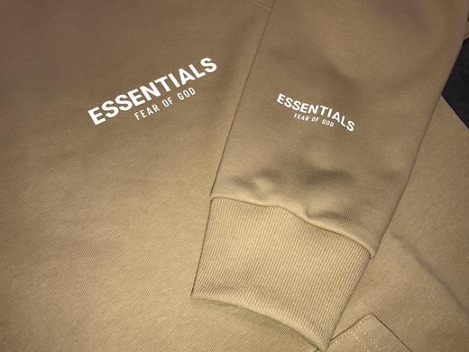 点此购买 Fog复线essentials男女款高街胸前手臂字母反光连帽卫衣 ks 337290 商品图12