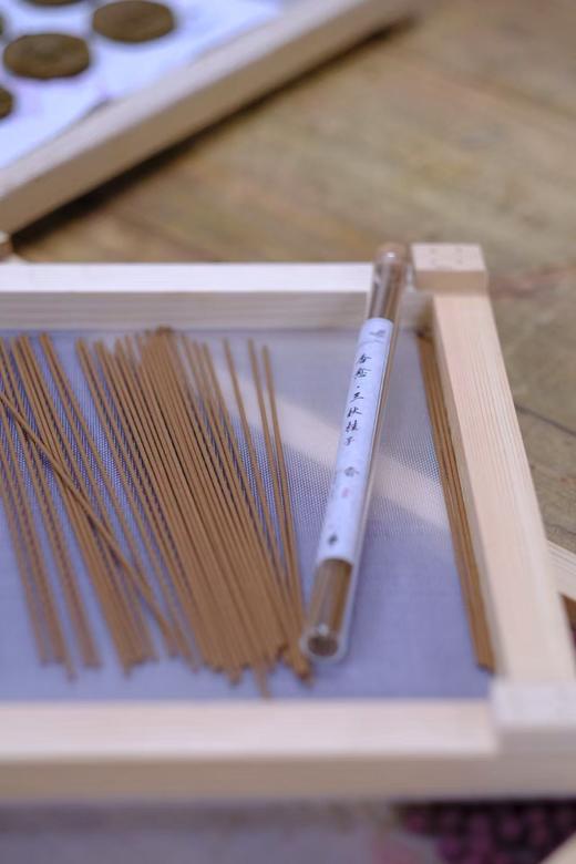 芳香疗愈【桂花合香牌/香皂/香水/护手霜/线香】以桂香伴眠，借桂安神，古人认为桂花香气优雅不俗，又不失亲切，“清可绝尘，浓可溢远” 商品图1