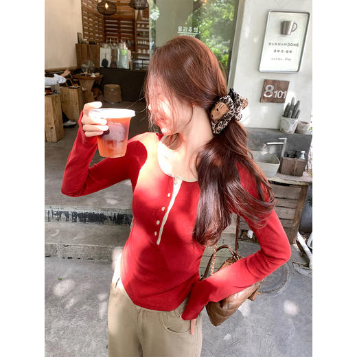 <曾小咸推荐> 现货秒杀！微信超特价！红色长袖打底t恤 日常109.99 立减40 秒杀69.99！ 商品图3