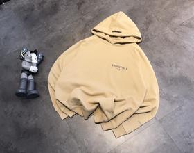 点此购买 Fog复线essentials男女款高街胸前手臂字母反光连帽卫衣 ks 337290