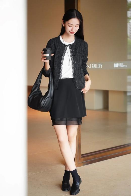 二店y 【M9161 】小禾 25款~精致蕾丝花边拼接羊毛针织开衫外套 商品图6