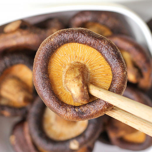 万达原味香菇脆200g*1罐 蜜饯果干果脯休闲零食办公室小吃家庭量贩装水果干 商品图3