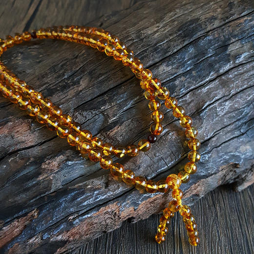 【天然正品】天然约6.5MM无杂裂琥珀圆珠项链、多圈手链70CM（弹力绳）中性 021225NJM01特价：580 商品图5