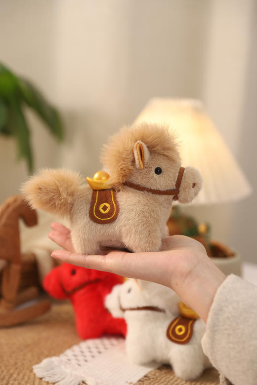 优选丨【 新年双节特惠 明星同款九华山 】小马毛绒挂件 包包钥匙扣手机车上挂件 下单送龙虾扣 商品图7