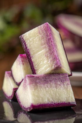 萝卜妹～冰激凌水果萝卜 ✅品种优良，安全放心 ✅健康种植，科学管理 ✅锁鲜包装，原滋原味 ✅色泽艳丽，脆甜多汁 ✅营养价值高，满足多种营养