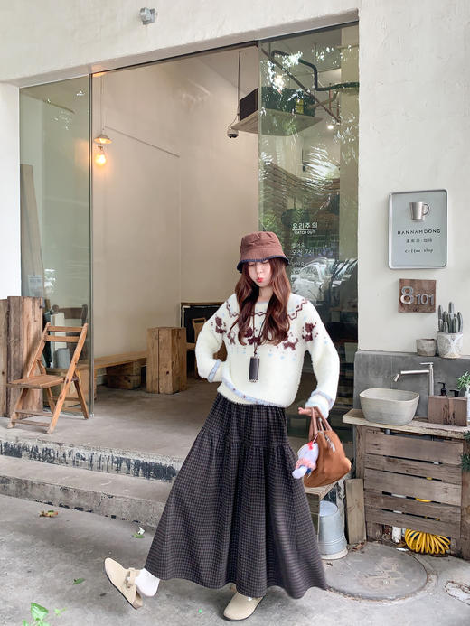 <曾小咸推荐> 现货秒杀！微信超特价！咖色格子半身裙 日常189.99 立减90 秒杀99.99！ 商品图12