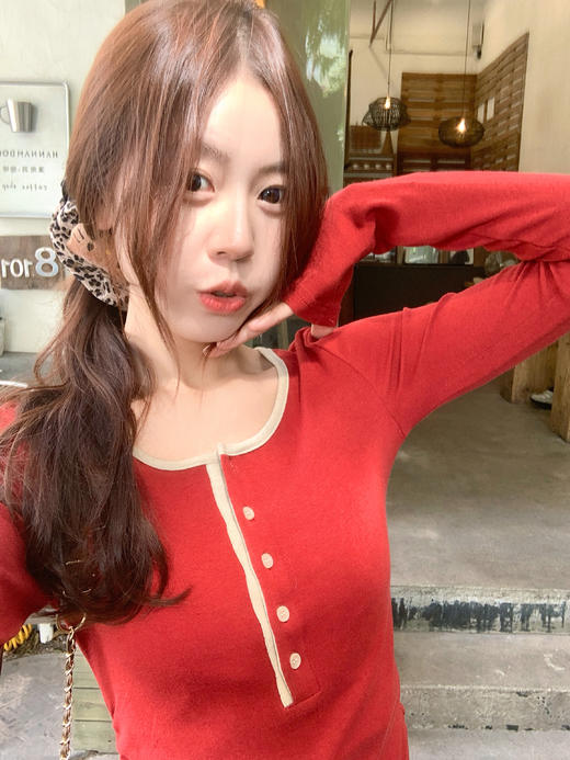 <曾小咸推荐> 现货秒杀！微信超特价！红色长袖打底t恤 日常109.99 立减40 秒杀69.99！ 商品图5