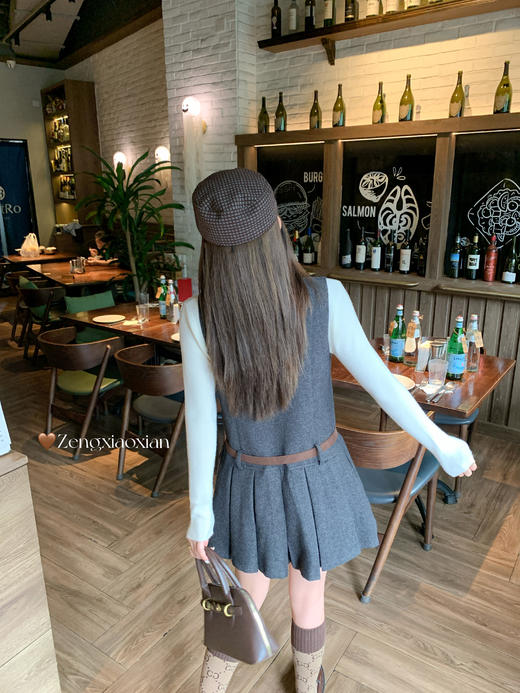 <曾小咸推荐> 现货秒杀！微信超特价！巨好看灰色v领吊带连衣裙 日常289.99 立减160 秒杀129.99！ 商品图12