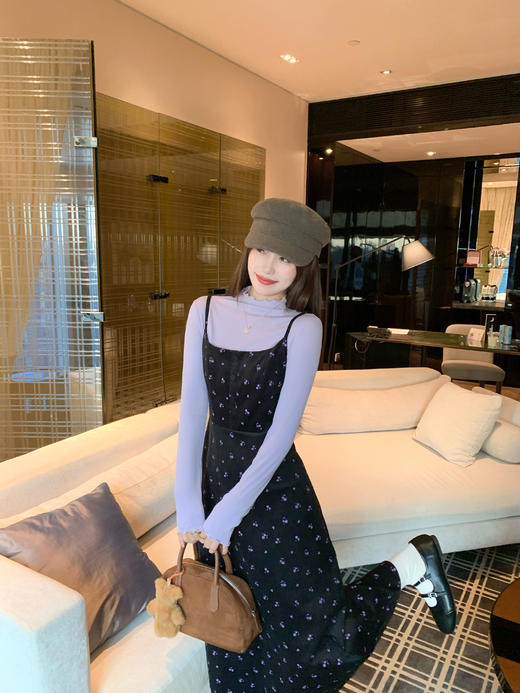 <曾小咸推荐> 现货秒杀！微信超特价！复古黑色碎花吊带连衣裙 日常199.99 立减100 秒杀99.99！紫色打底衫 日常99.99 立减40 秒杀59.99！ 商品图12