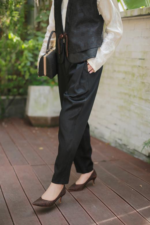 漫物记重磅缎香云纱女士小脚裤XYS-W174 商品图3