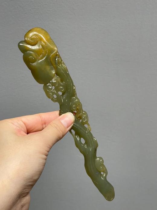 和田青黄玉镂雕灵芝形如意摆件，顺丰包邮 商品图2