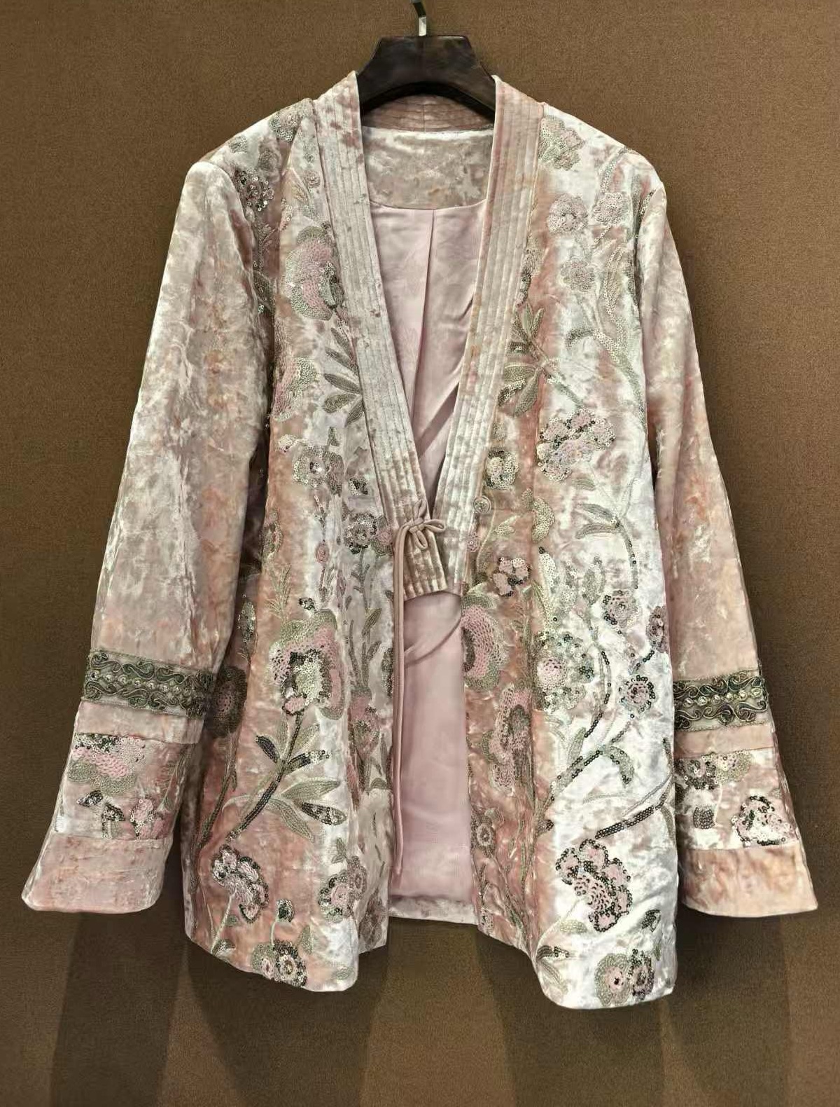 Famecoco范可儿秋冬款新中式短款上衣外套FAD8AB205 商品缩略图0