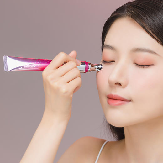 日本进口 ceruru.b 微震动提拉眼部精华 15g 商品图5