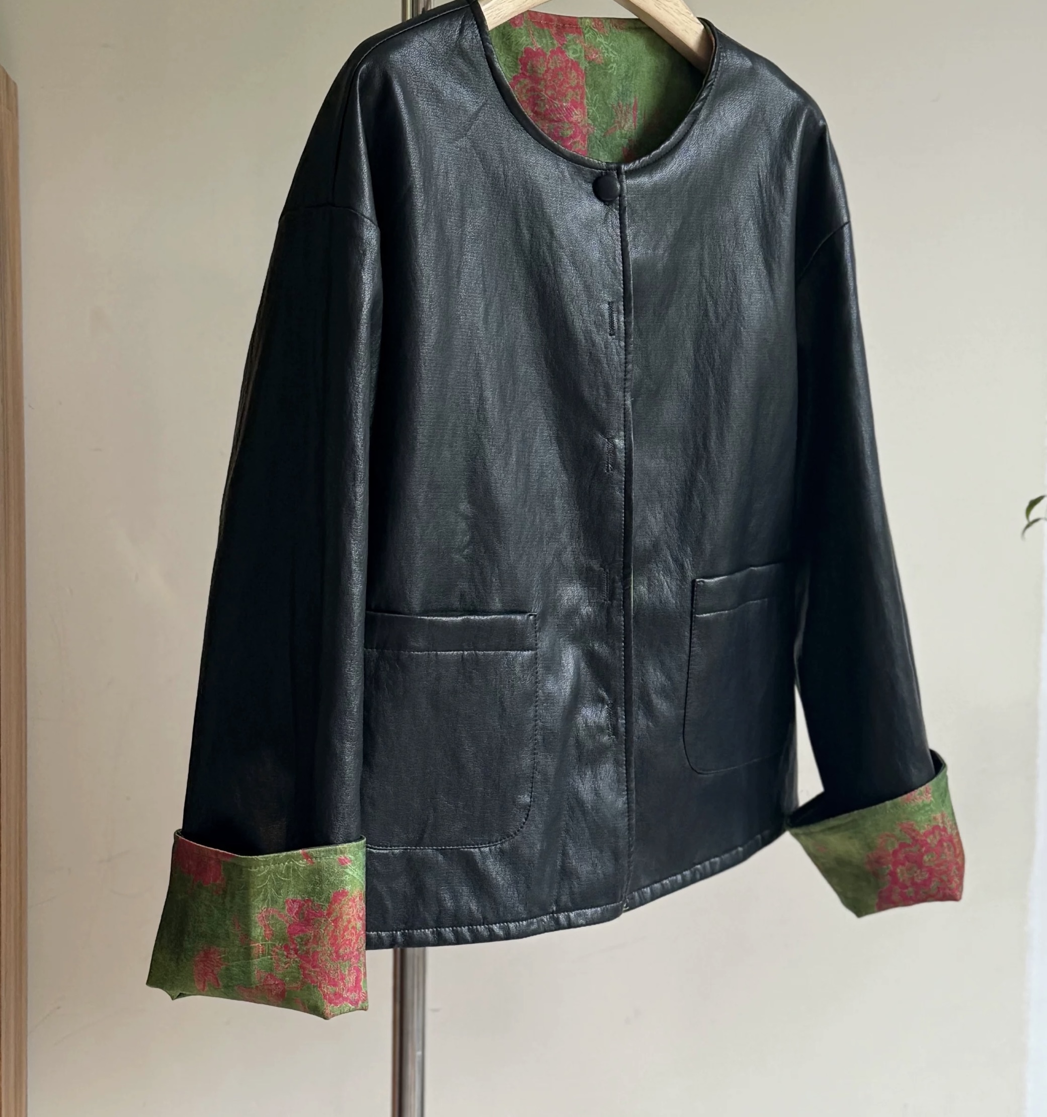 Famecoco范可儿冬款新中式皮衣外套FAD8AB202