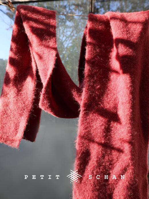 【3500积分兑换一组】 PETIT SCHAN小闪 天生一对 超细羊驼毛羊毛手套围巾套组 商品图2