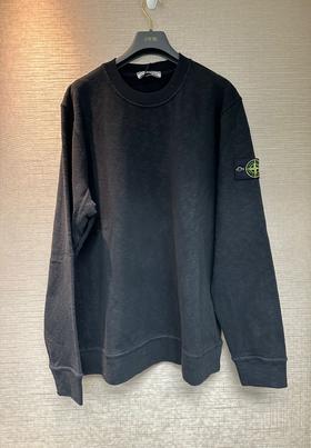 中性款圆领卫衣HE