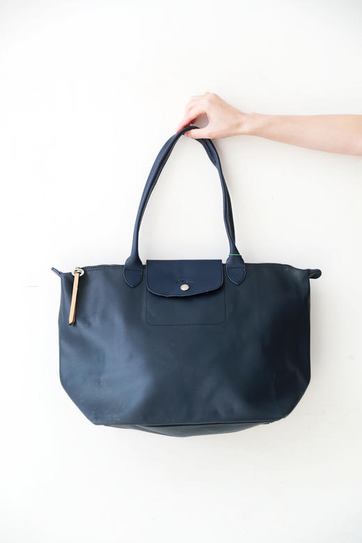 水波纹牛皮饺子包，18升大容量。金属五金可手提通勤女包C120760 商品图10