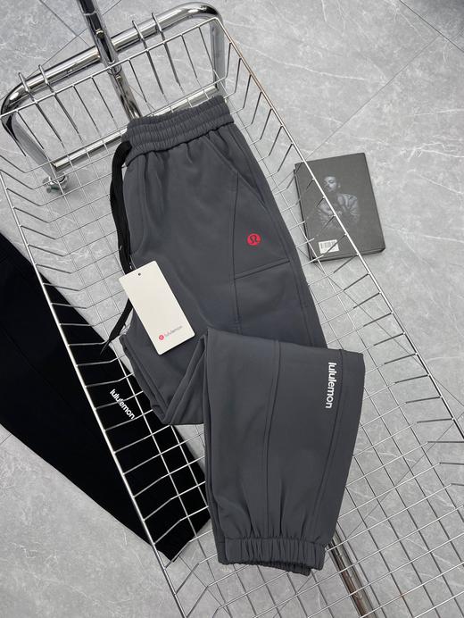 露露 男士红标加绒冲锋裤 亲肤锁温 商品图1