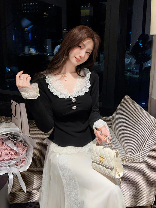 张心子【甜心曼哈顿】万能搭显瘦蕾丝拼接打底衫上衣 U2512011 商品图14