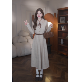 鹿向南「初雪手记」秋冬新款温柔韩版慵懒加厚高级感气质连衣裙女