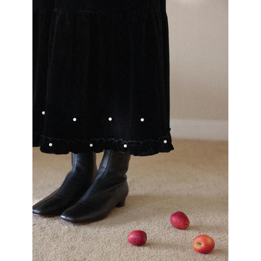 鹿向南「夜幕星光」加厚黑色半身裙女秋冬设计感高级显瘦长款裙子 商品图2