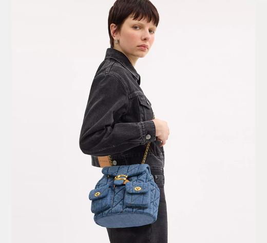 好折！Coach专柜款小香风Tabby双肩包 原价5k+现在只要￥2799直邮到手 商品图1