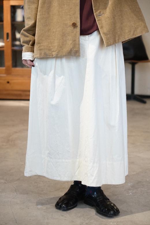 elsa esturgie 米白后开叉半身裙 商品图1