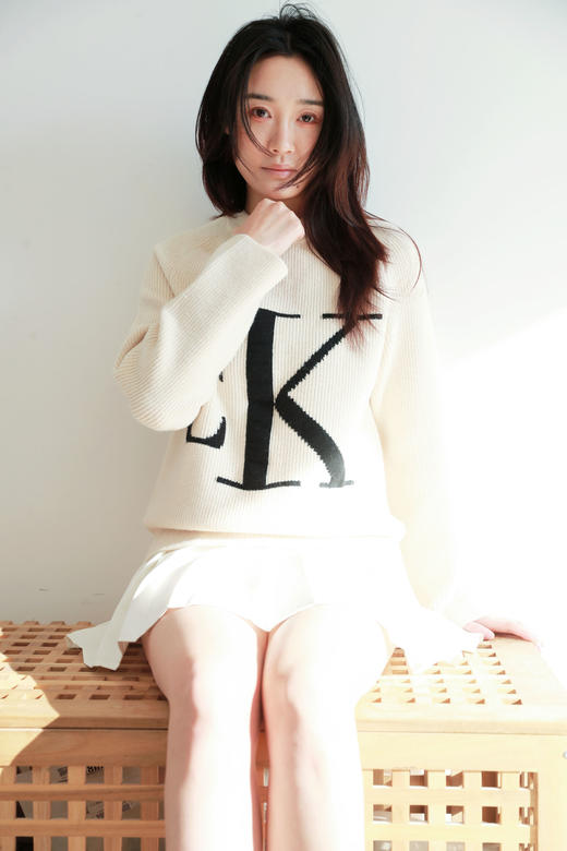 氛围感字母提花毛衣，慵懒宽松设计。印花圆领套头针织衫C120766 商品图0