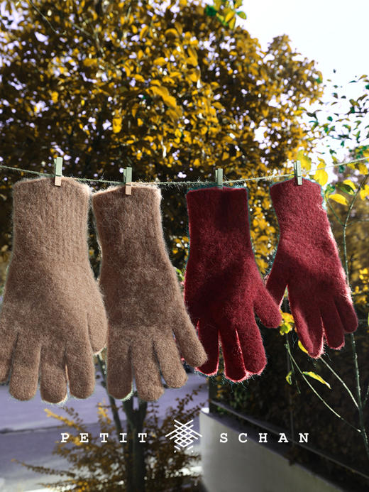【3500积分兑换一组】 PETIT SCHAN小闪 天生一对 超细羊驼毛羊毛手套围巾套组 商品图3