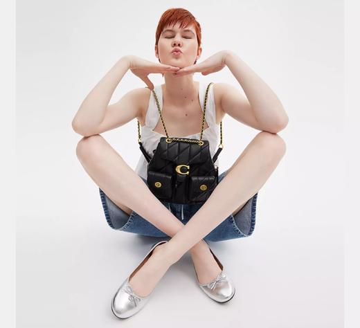 好折！Coach专柜款小香风Tabby双肩包 原价5k+现在只要￥2799直邮到手 商品图9