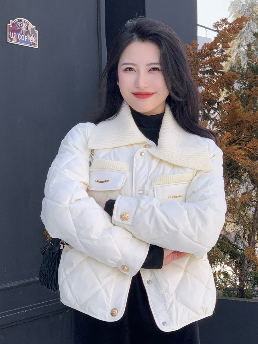 【百图lulu定制】【预售7天发】【黑科技香风棉外套】石墨烯云绒 毛衣领拼接 香风菱形格纹 外套