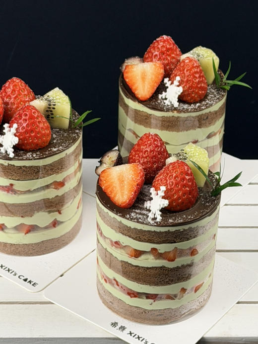 开心果巧克力草莓蛋糕（10点半后陆续出） 商品图5