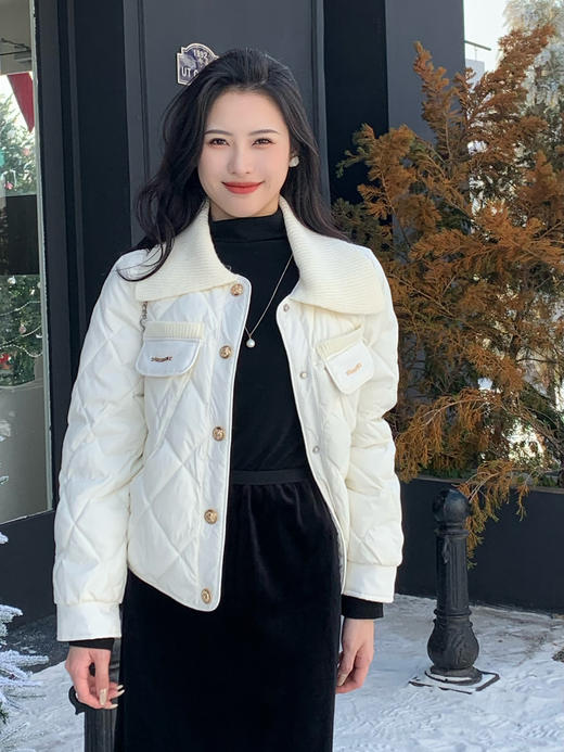 【百图lulu定制】【预售7天发】【黑科技香风棉外套】石墨烯云绒 毛衣领拼接 香风菱形格纹 外套 商品图2