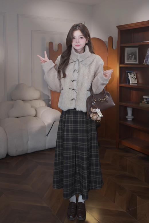 鹿向南【时空漫漫】秋冬新款韩系慵懒气质减龄加厚保暖毛毛外套女 商品图4