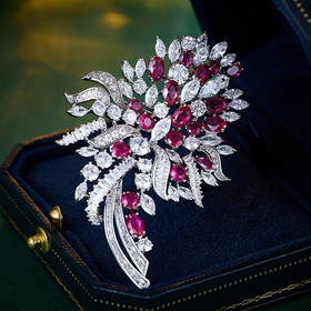 高端轻奢红刚玉锆石紫荆花胸针，奢华大气珠宝款西装外套配饰胸花LY-M-350