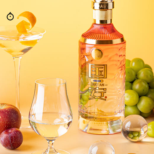 企鹅市集|新疆天山52度葡萄蒸馏酒烈酒500ml 甜美柔顺 清新榛子蜜饯香 商品图2