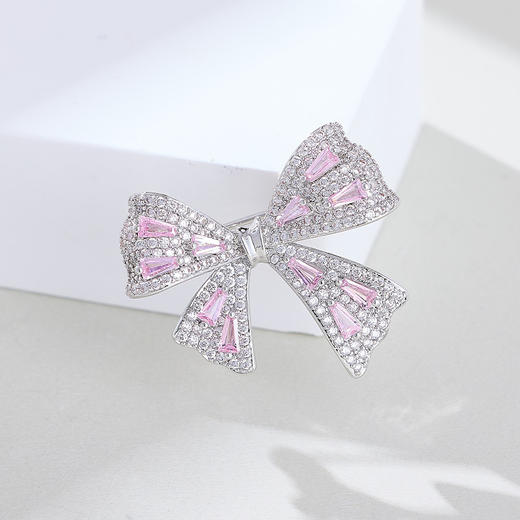 奢华高级感微镶满锆蝴蝶结胸针，精致轻奢高档西装领口衬衫配饰胸花LY-M-297 商品图1