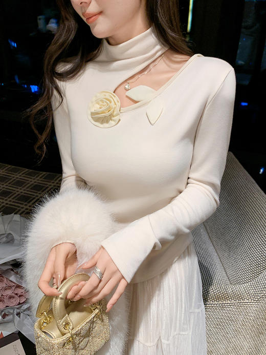 张心子【温柔可露丽】立体花温柔挂脖打底衫上衣 U2512017 商品图14