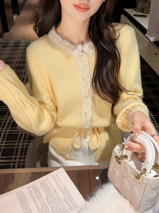 张心子【优雅主义】高腰保暖蕾丝花边拼接半身裙 1U2512035 商品图4