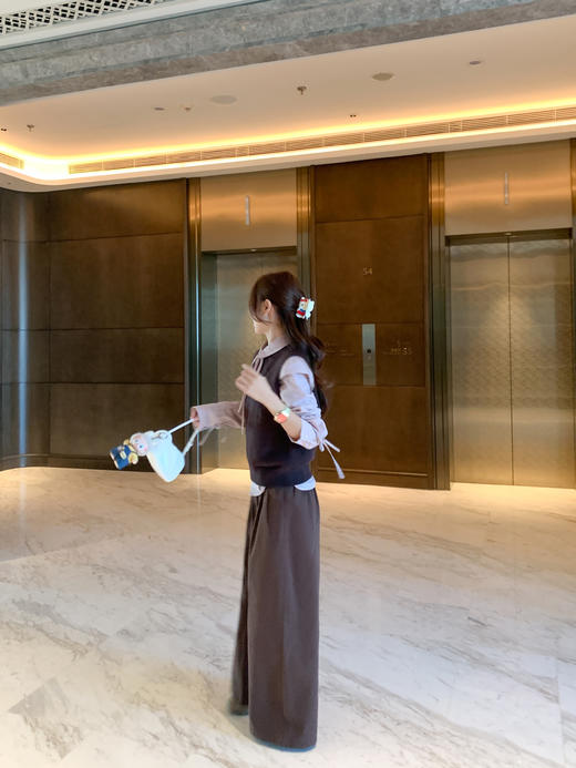 <曾小咸推荐>现货秒杀！微信超特价！复古咖色针织马甲 日常129.99 立减60 秒杀69.99！ 浅粉色衬衫秒杀89.99！ 商品图11