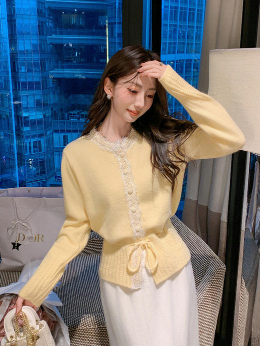 张心子【优雅主义】高腰保暖蕾丝花边拼接半身裙 1U2512035 商品图2