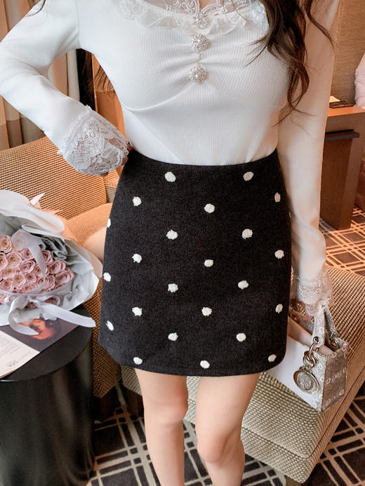 张心子【甜心曼哈顿】万能搭显瘦蕾丝拼接打底衫上衣 U2512011 商品图8