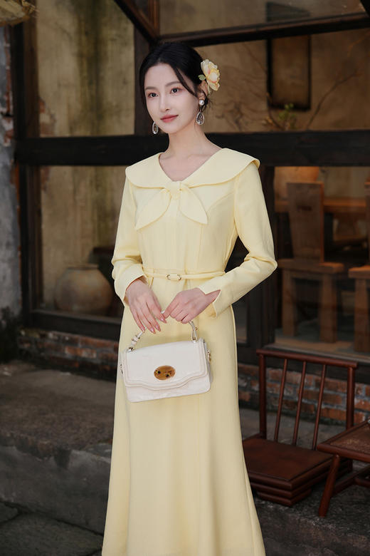 逸红颜明月优选#温婉新中式古董裙「瓷梦」淑女灵动蝴蝶结领，收腰显瘦微鱼尾 商品图13