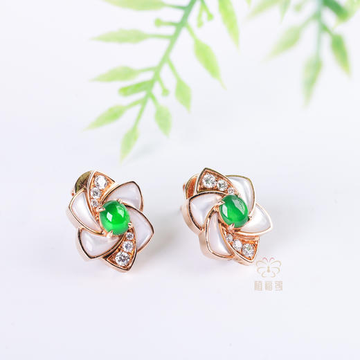 【旋转的爱】翡翠耳钉-EZ12404019 商品图2