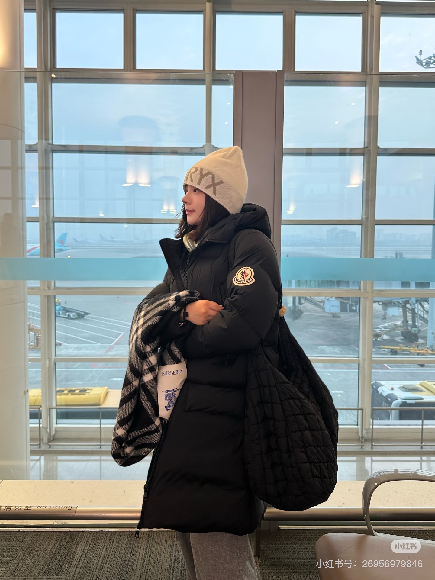 一店d 爆款❗️蒙口𝐁𝐨𝐬𝐨𝐧𝐚中长款羽绒服 真正的羽皇 一件“被窝级羽绒服” 樶～樶～樶～ 难买的bosona