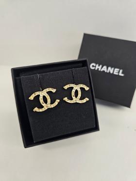 女款logo耳環ji025