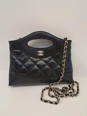 油蠟皮斜挎包he025