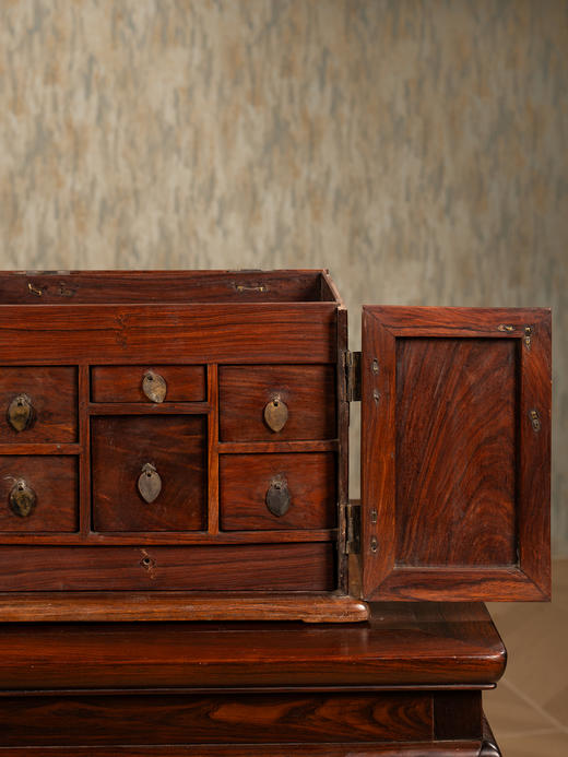 清	黄花梨满彻平顶官皮箱 商品图2