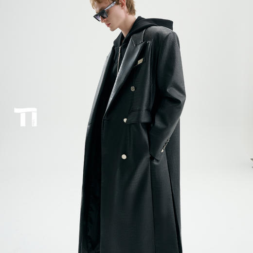 【私人定制-联系小启/小录】启世录TIWILLTANG“夜桁寂酩”权力轮廓冷铸黯曜屿辰型智轻奢大衣 商品图4