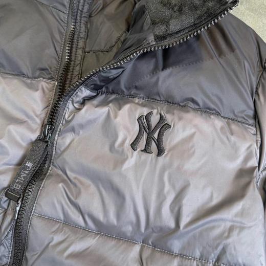 D120865刺绣小logo图案宽松拉链长袖几何图案灰黑拼色立领羽绒服 商品图14
